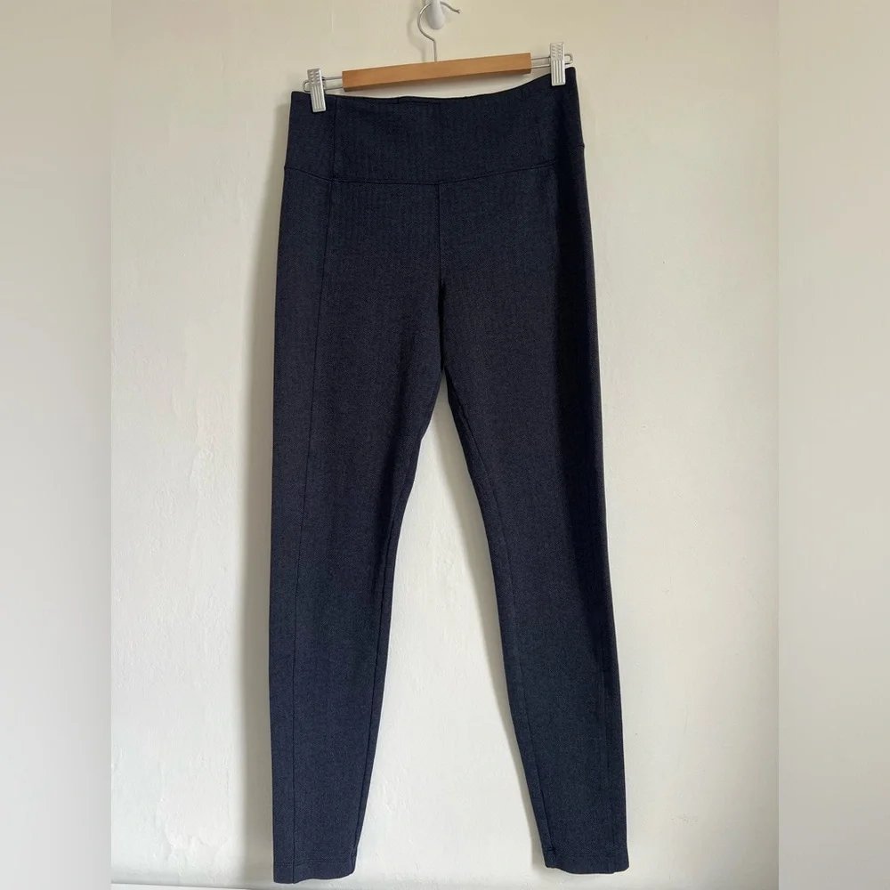 MEDIUM TALL Athleta Delancey Herringbone tights navy black white womens 2 pairs - Picture 4 of 10